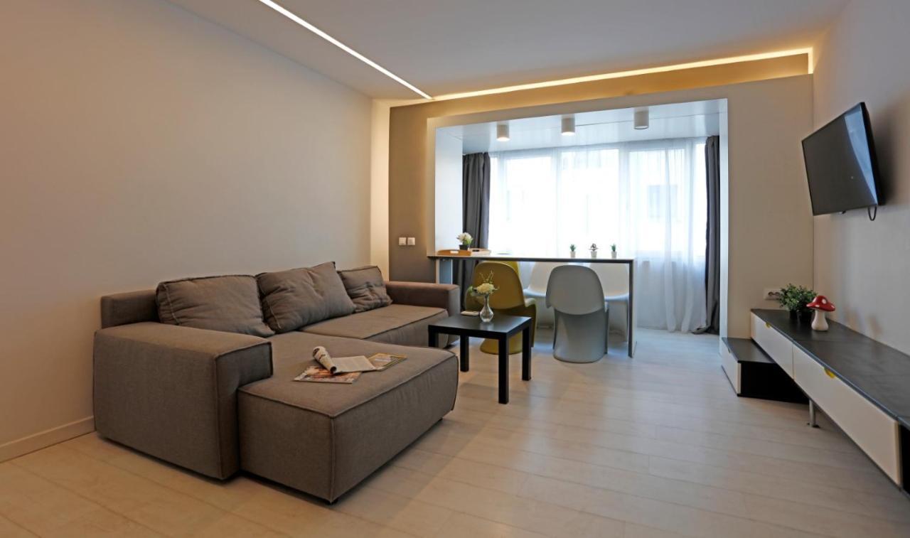 Platinum Apartment With 2 Bedrooms Bucharest Exterior photo