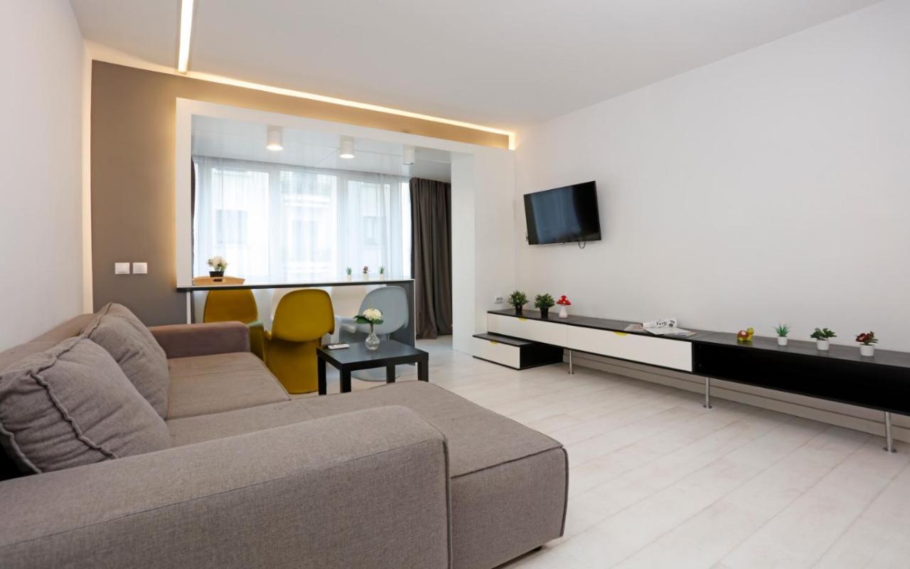 Platinum Apartment With 2 Bedrooms Bucharest Exterior photo