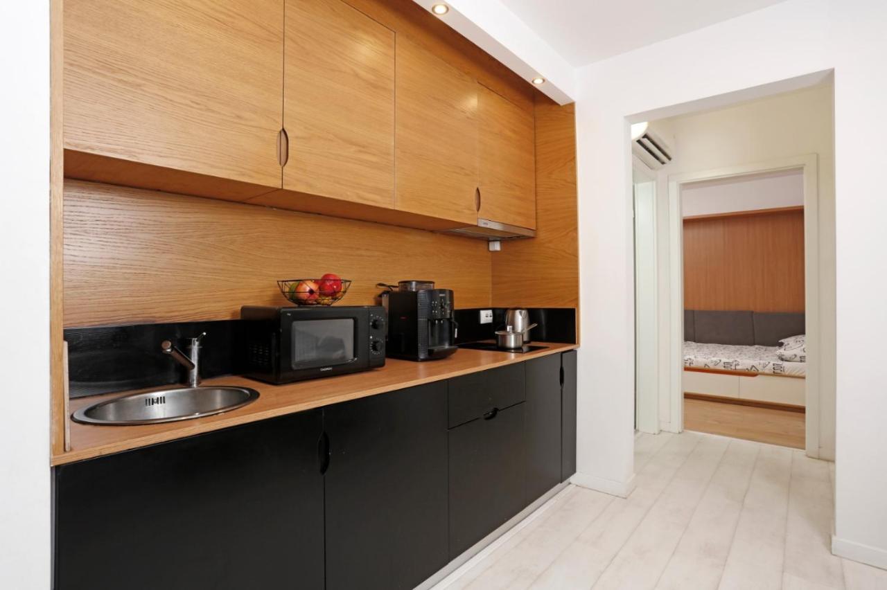 Platinum Apartment With 2 Bedrooms Bucharest Exterior photo