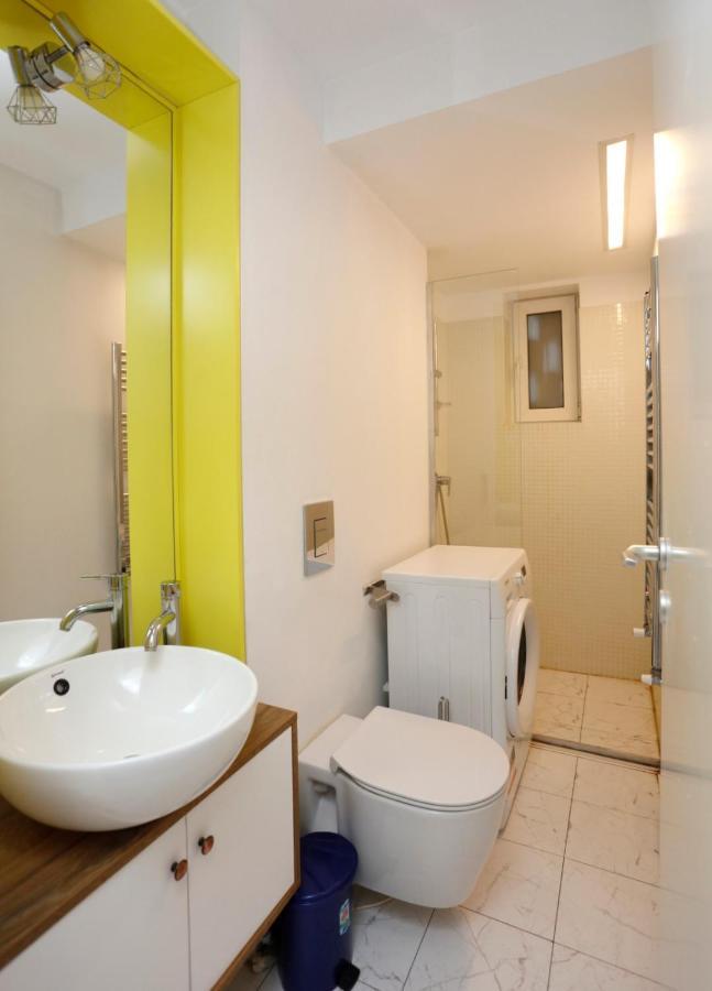Platinum Apartment With 2 Bedrooms Bucharest Exterior photo